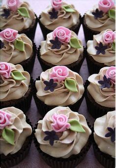 100 J'adore Cupcakes ideas .